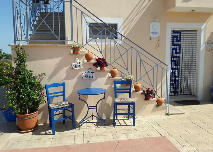 Messinia Upstairs * Foiniki